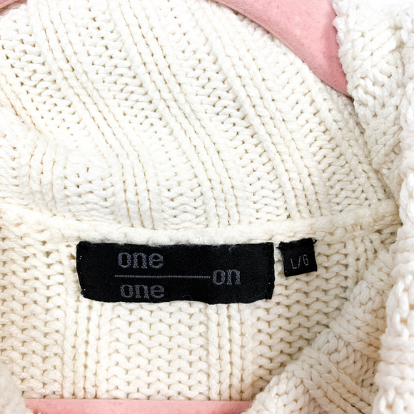 One on One Off-White Long Sleeve Cable Knit Sweater - Picture 2 of 11